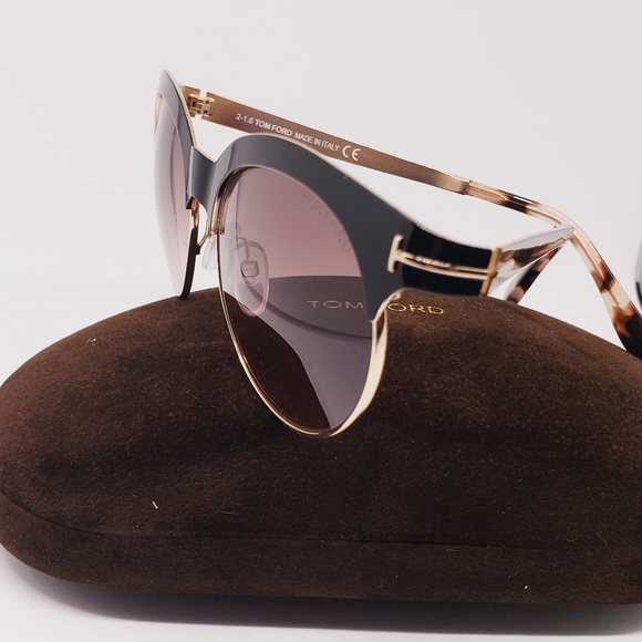 Tom Ford Sunglasses Rose Gold - Picture 8 of 8